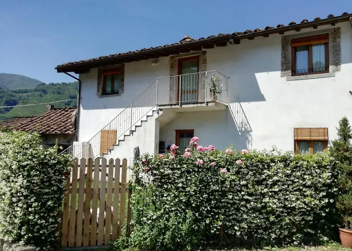 Bed & Breakfast Via Di Mezzo Coreglia Antelminelli